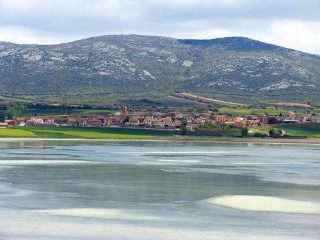 Casas Rurales La Laguna Y La Buhardilla De La Lagu Gallocanta Bagian luar foto